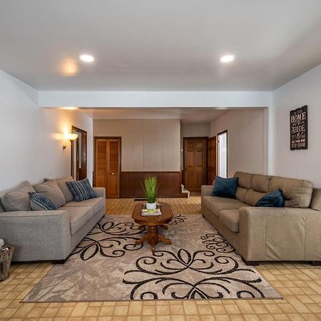 Вилла Weaver Ridge Manor Миллерсберг Экстерьер фото